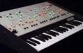 /album/sintetizadores/lm100-jpg/
